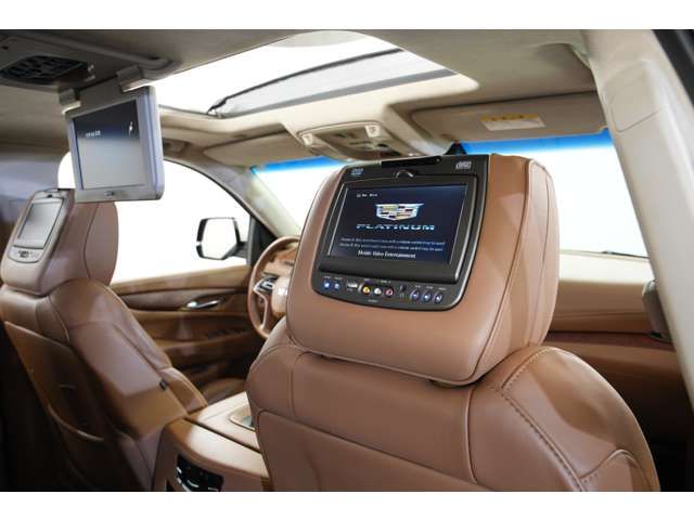 CADILLAC ESCALADE 2015 Image 31