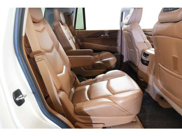 CADILLAC ESCALADE 2015 Image 31