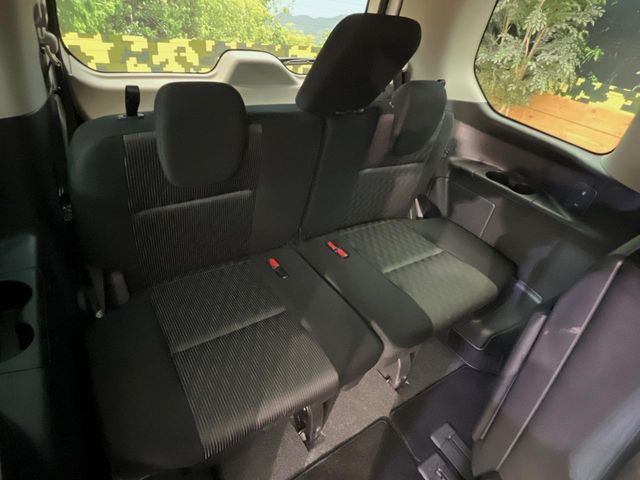 NISSAN SERENA  S-HYBRID 4WD 2022 Image 31