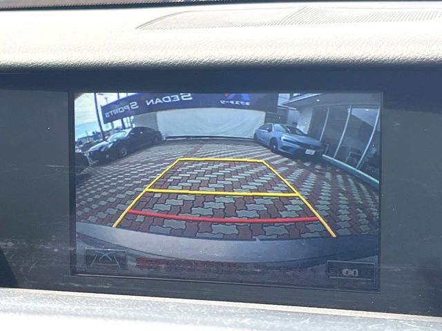 TOYOTA LEXUS IS300H 2015 Image 31