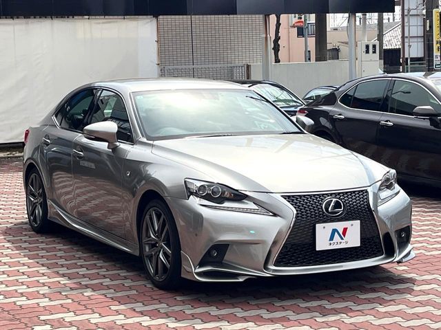 TOYOTA LEXUS IS300H 2015 Image 31