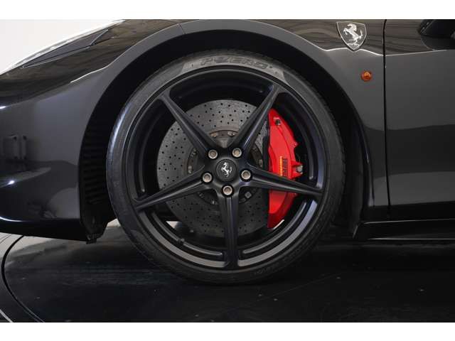 FERRARI 458 ITALIA 2010 Image 31