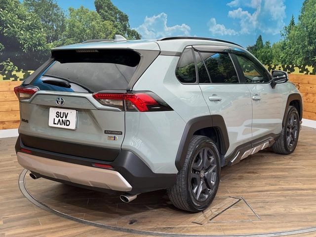 TOYOTA RAV4 HYBRID 4WD 2022 Image 31
