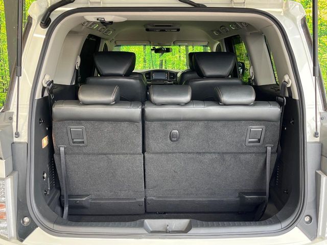 NISSAN ELGRAND 2015 Image 31