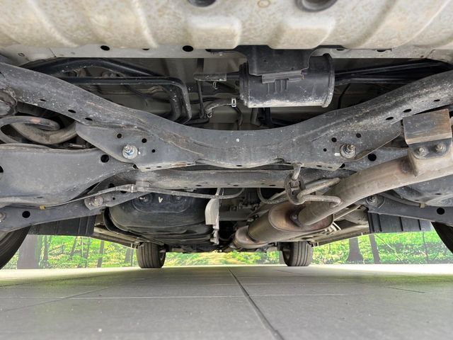 NISSAN ELGRAND 2015 Image 31