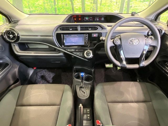 TOYOTA AQUA 2017 Image 31