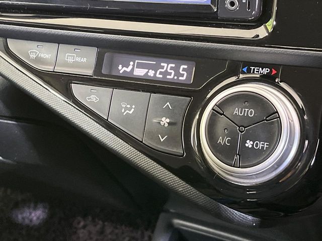 TOYOTA AQUA 2017 Image 31