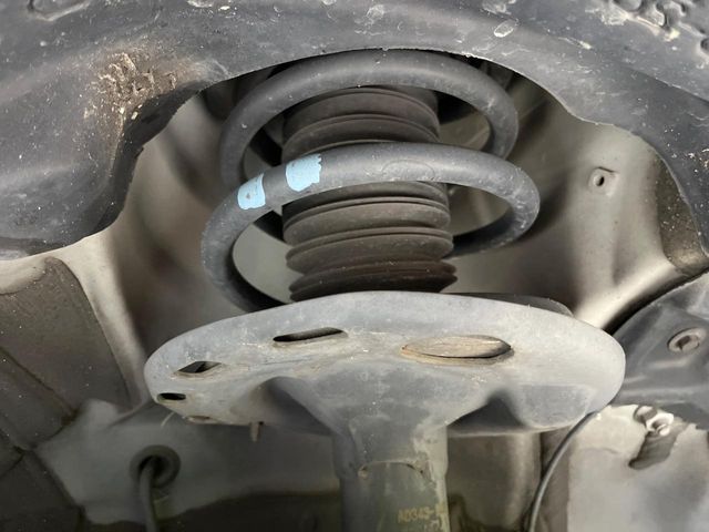 TOYOTA VOXY HYBRID 2016 Image 31