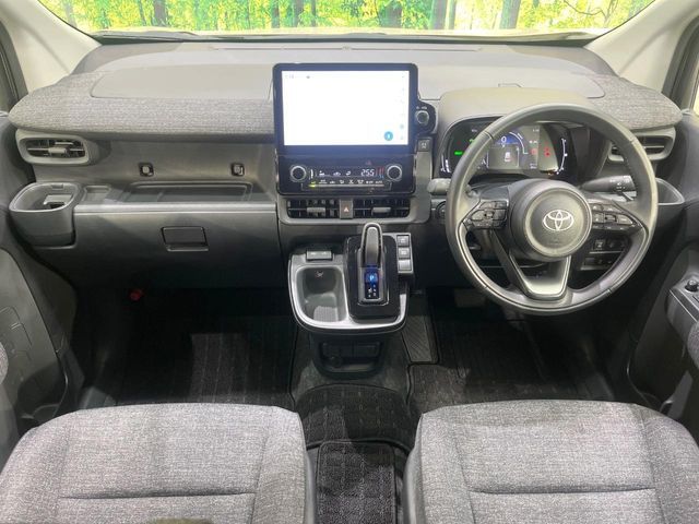 TOYOTA SIENTA HYBRID 2024 Image 31