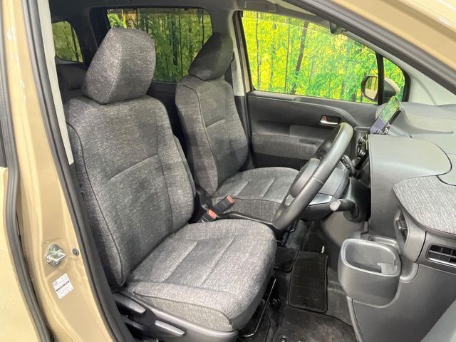 TOYOTA SIENTA HYBRID 2024 Image 31