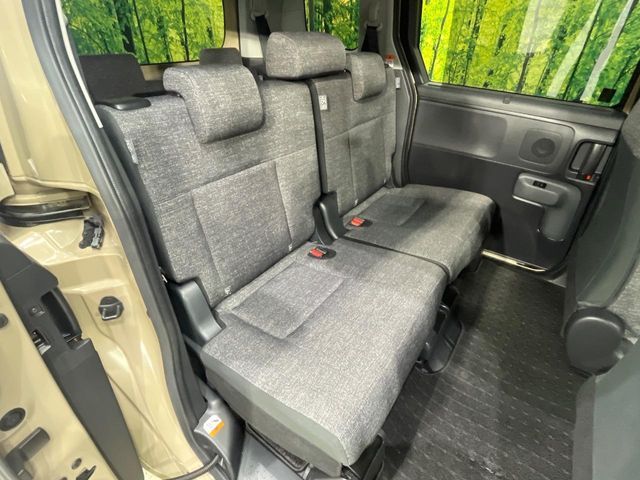 TOYOTA SIENTA HYBRID 2024 Image 31