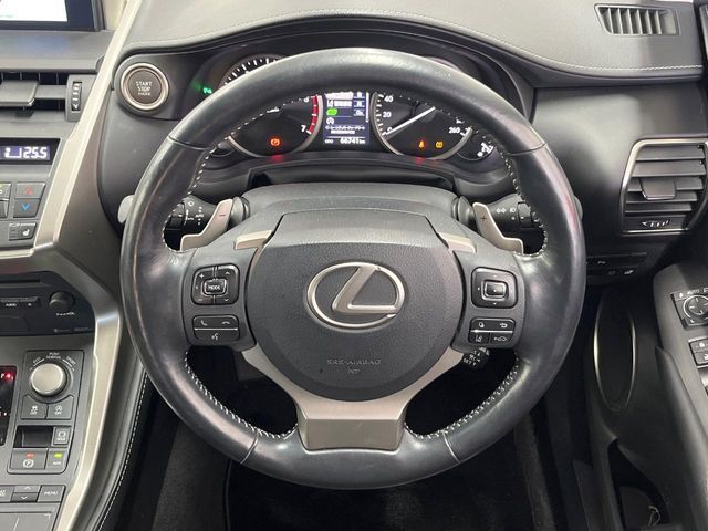 TOYOTA LEXUS NX200T 2015 Image 31