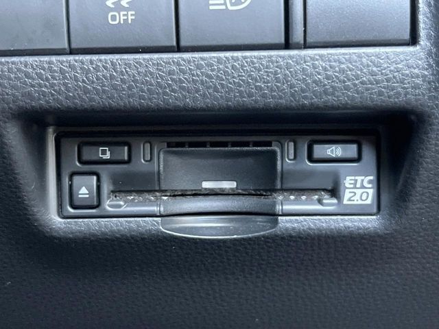 TOYOTA HARRIER HYBRID 2023 Image 31