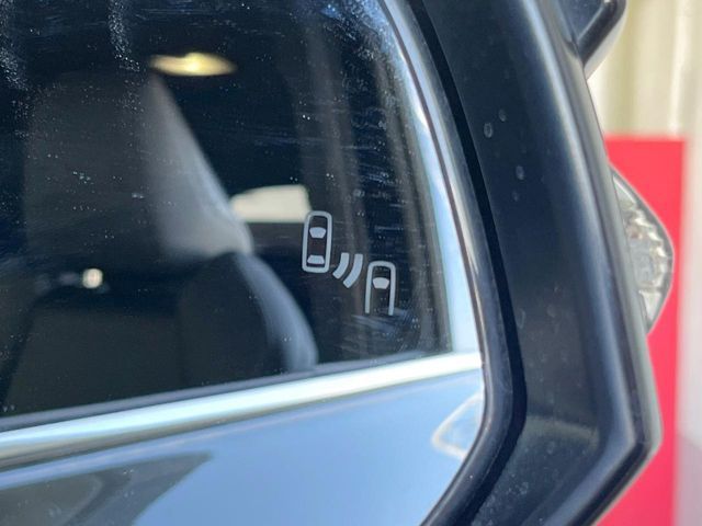 TOYOTA HARRIER HYBRID 2023 Image 31