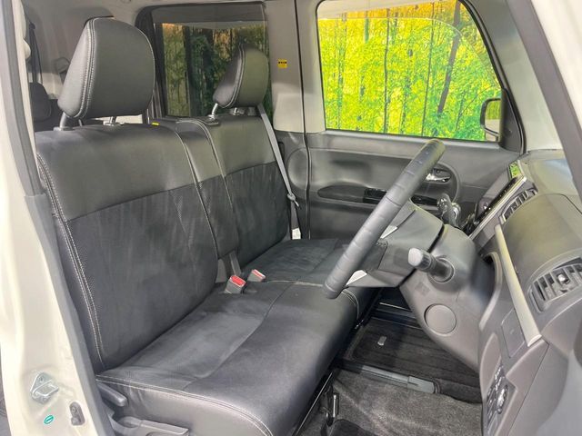 DAIHATSU TANTO CUSTOM 2015 Image 31