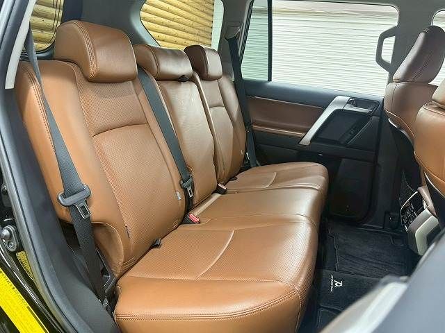 TOYOTA LANDCRUISER PRADO 2021 Image 31