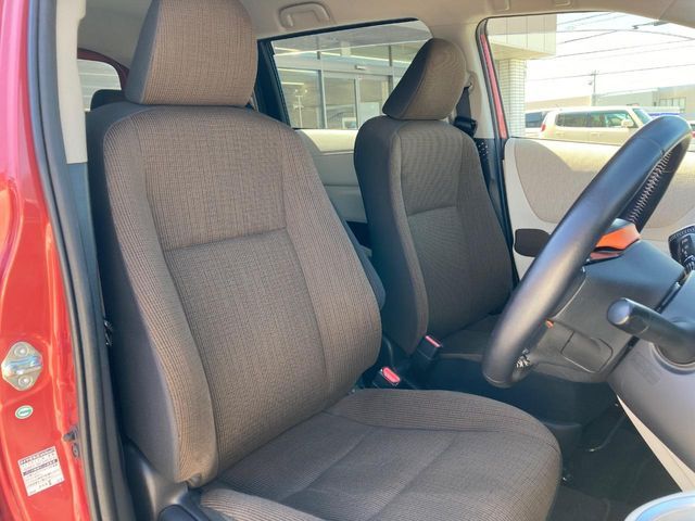 TOYOTA SIENTA 2015 Image 31