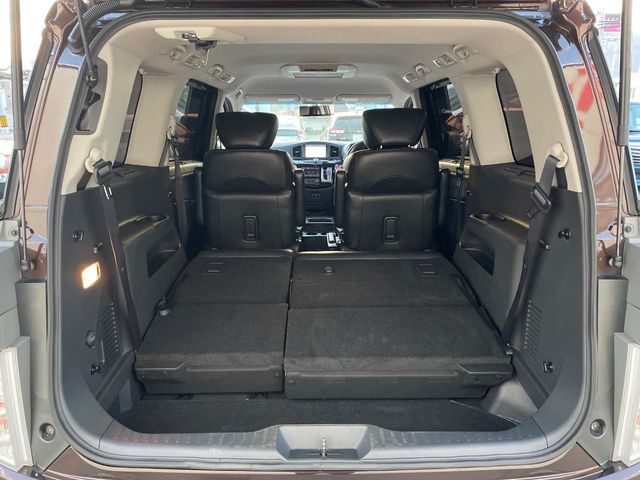 NISSAN ELGRAND 2014 Image 31