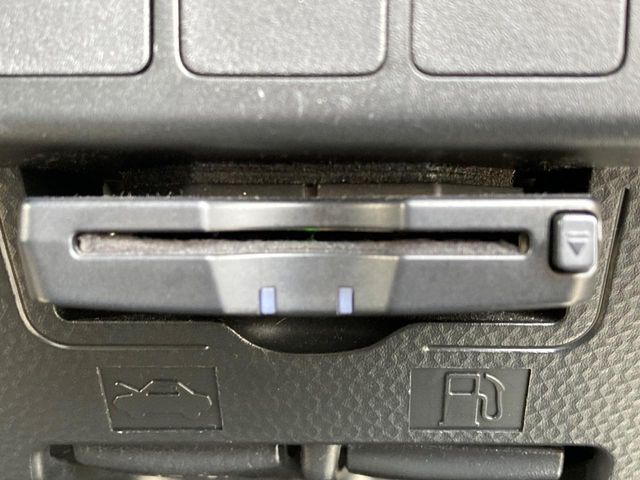 TOYOTA ROOMY 2018 Image 31