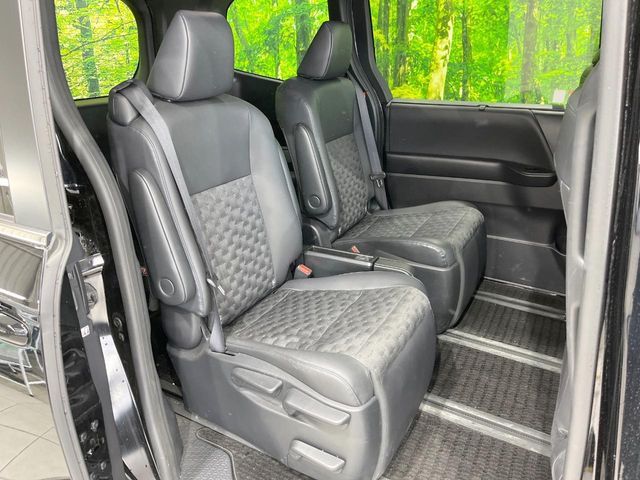 TOYOTA VOXY 2024 Image 31