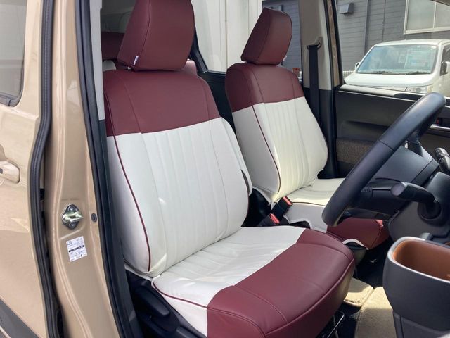 TOYOTA SIENTA HYBRID 2023 Image 31