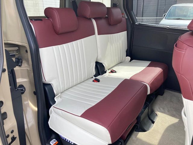 TOYOTA SIENTA HYBRID 2023 Image 31