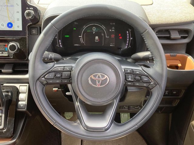 TOYOTA SIENTA HYBRID 2023 Image 31