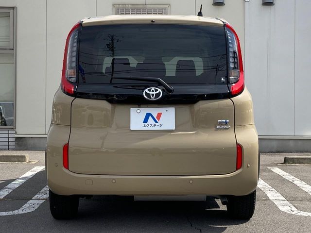 TOYOTA SIENTA HYBRID 2023 Image 31