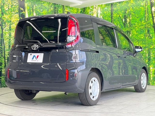 TOYOTA SIENTA 2022 Image 31