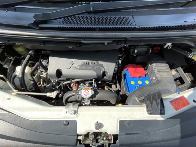 MITSUBISHI DELICA D:5 4WD 2014 Image 31