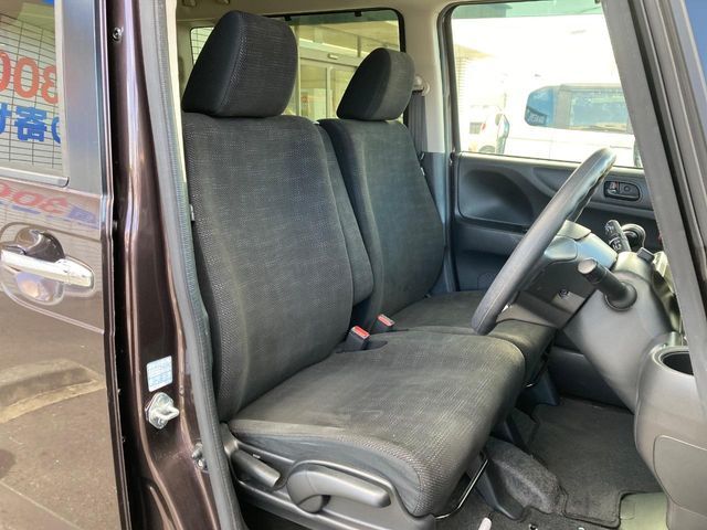 HONDA N BOX 2016 Image 31