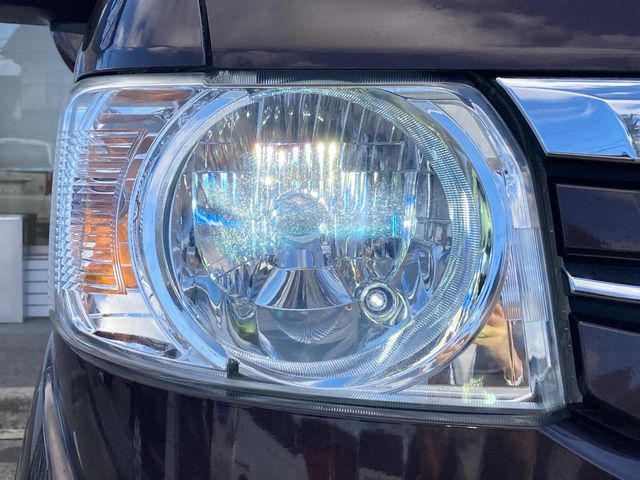 HONDA N BOX 2016 Image 31