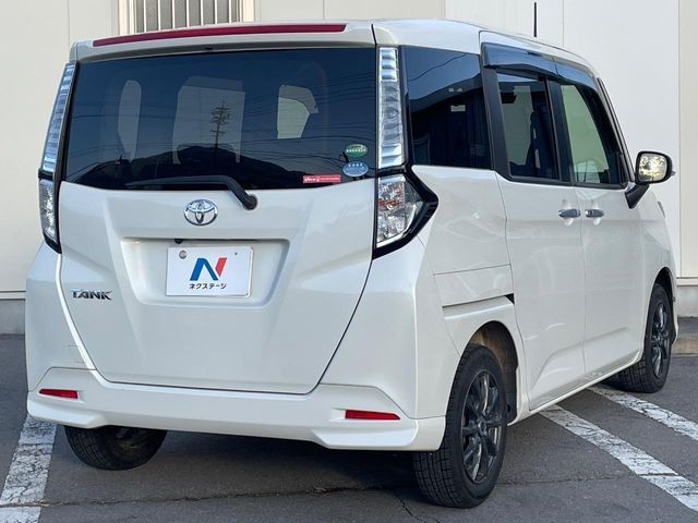 TOYOTA TANK 4WD 2017 Image 31