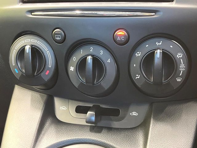 MAZDA DEMIO 2013 Image 31