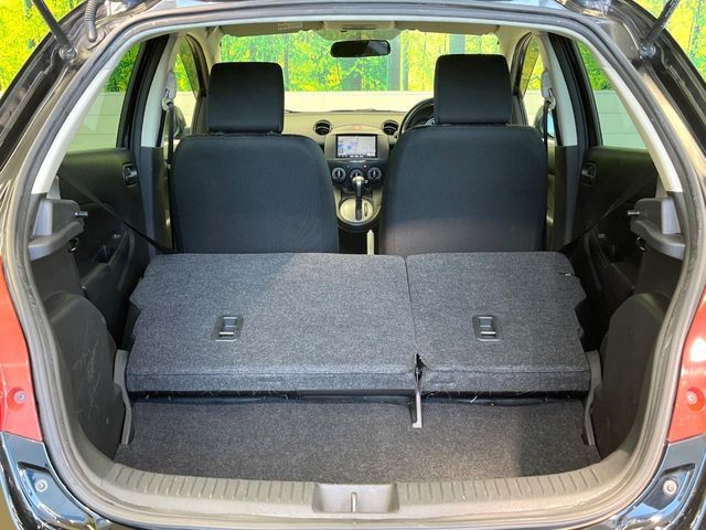 MAZDA DEMIO 2013 Image 31