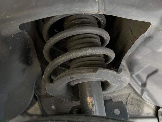 MAZDA DEMIO 2013 Image 31