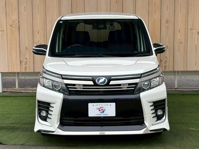 TOYOTA VOXY HYBRID 2016 Image 31