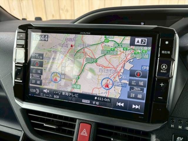 TOYOTA VOXY HYBRID 2016 Image 31