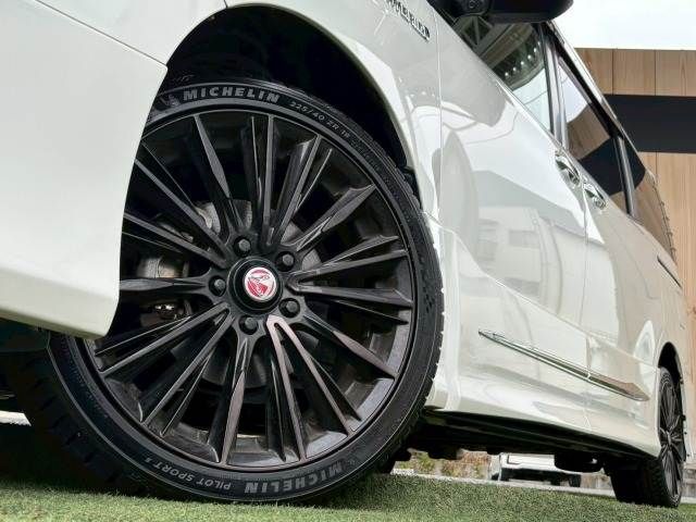 TOYOTA VOXY HYBRID 2016 Image 31