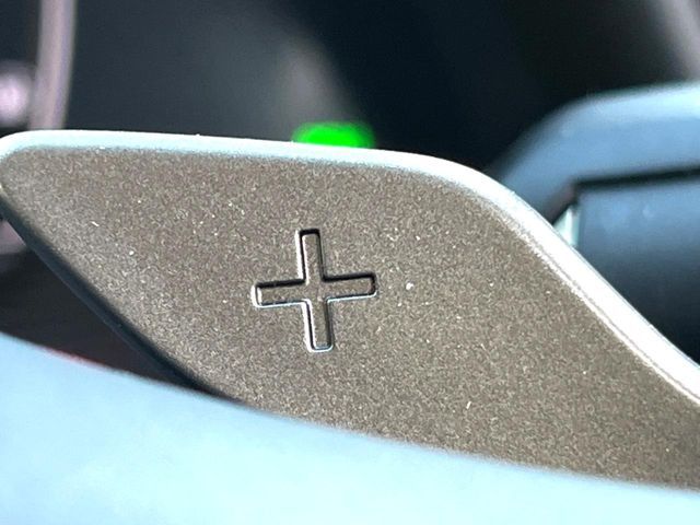 TOYOTA LEXUS ES300H 2019 Image 31