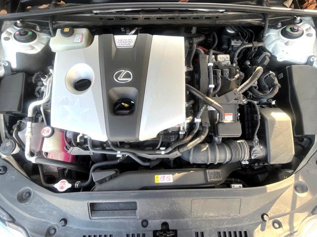 TOYOTA LEXUS ES300H 2019 Image 31