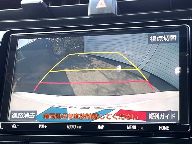 TOYOTA CAMRY HYBRID 2018 Image 31