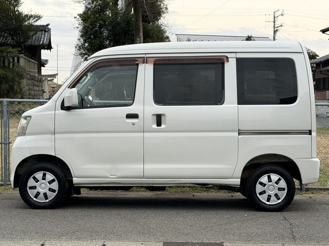 DAIHATSU HIJET CARGO 2014 Image 31