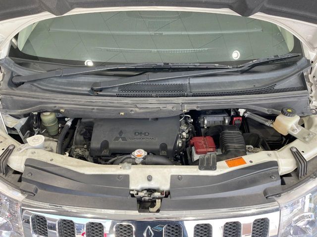 MITSUBISHI DELICA D:5 4WD 2015 Image 31