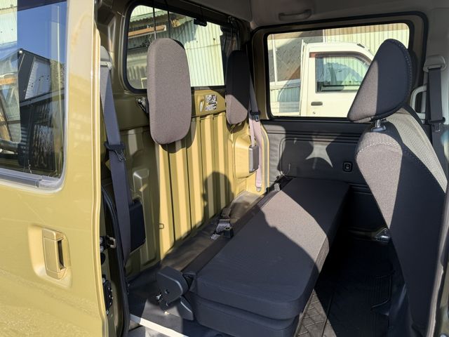 DAIHATSU HIJET DECKVAN 4WD 2019 Image 31