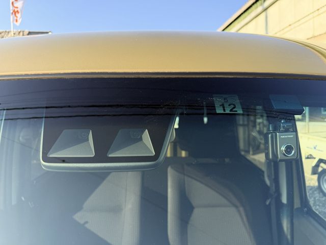 DAIHATSU HIJET DECKVAN 4WD 2019 Image 31