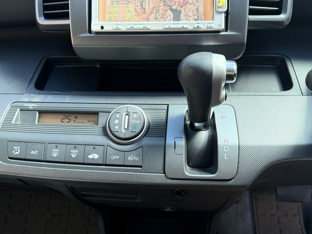 HONDA FREED 2010 Image 31