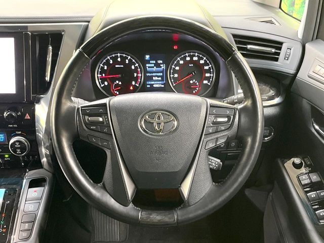 TOYOTA ALPHARD 2020 Image 31