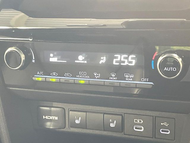 TOYOTA YARIS CROSS 2025 Image 31