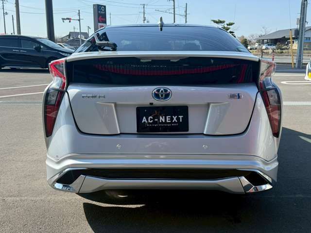 TOYOTA PRIUS 2016 Image 31